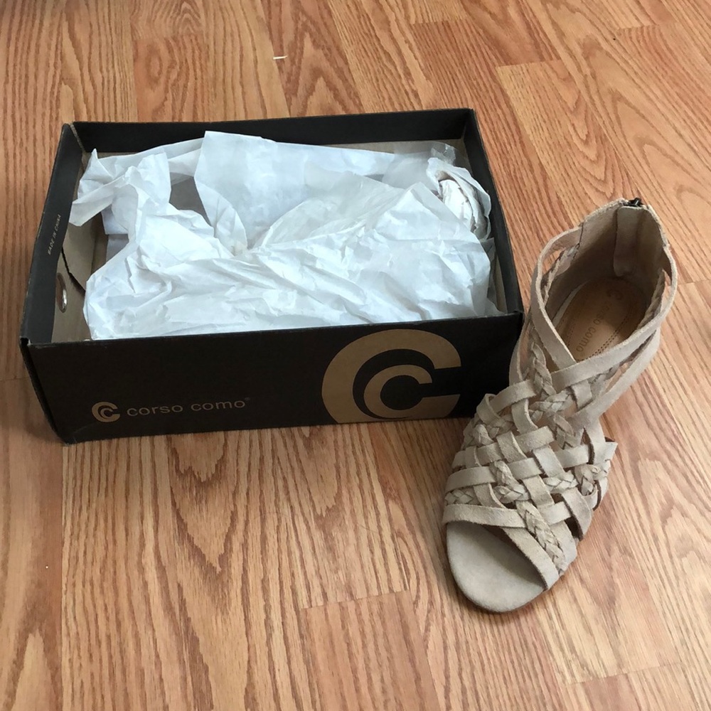 NWT Women’s Braided Suede Heel from Corso Como